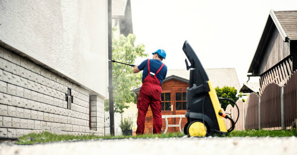 Best Graffiti Removal  in Kaukauna, WI